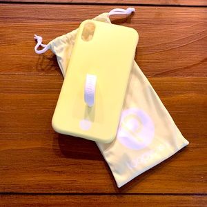 BRAND NEW, NEVER USED!HoneyBee Loopy for iPhone XR